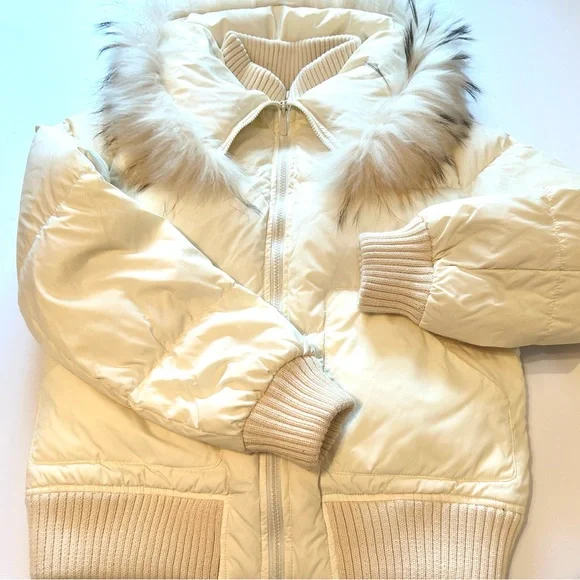 BCBG Maxazria Cream Puffer Down Bomber Style Jacket with Raccoon Fur Collar - Picture 4 of 12
